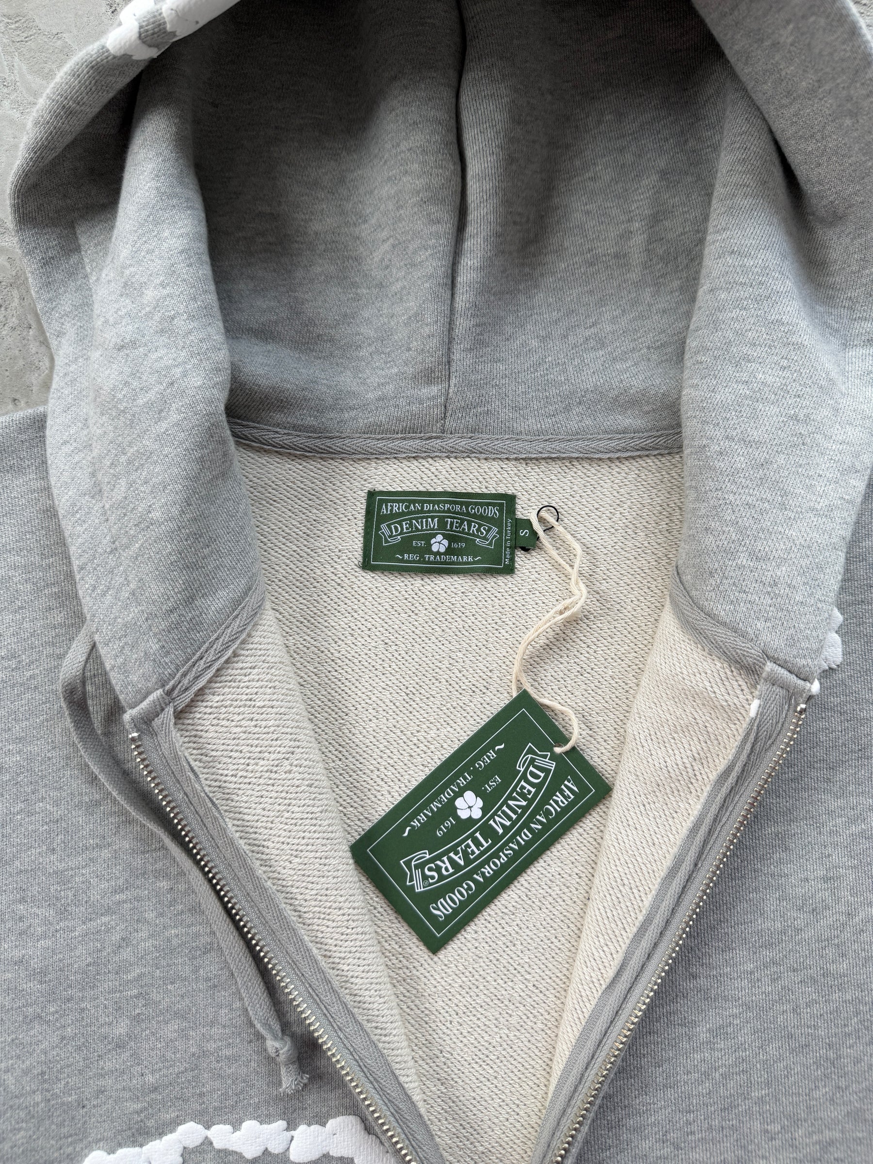 Conjunto Corteiz x Denim Tears ( Cinza )