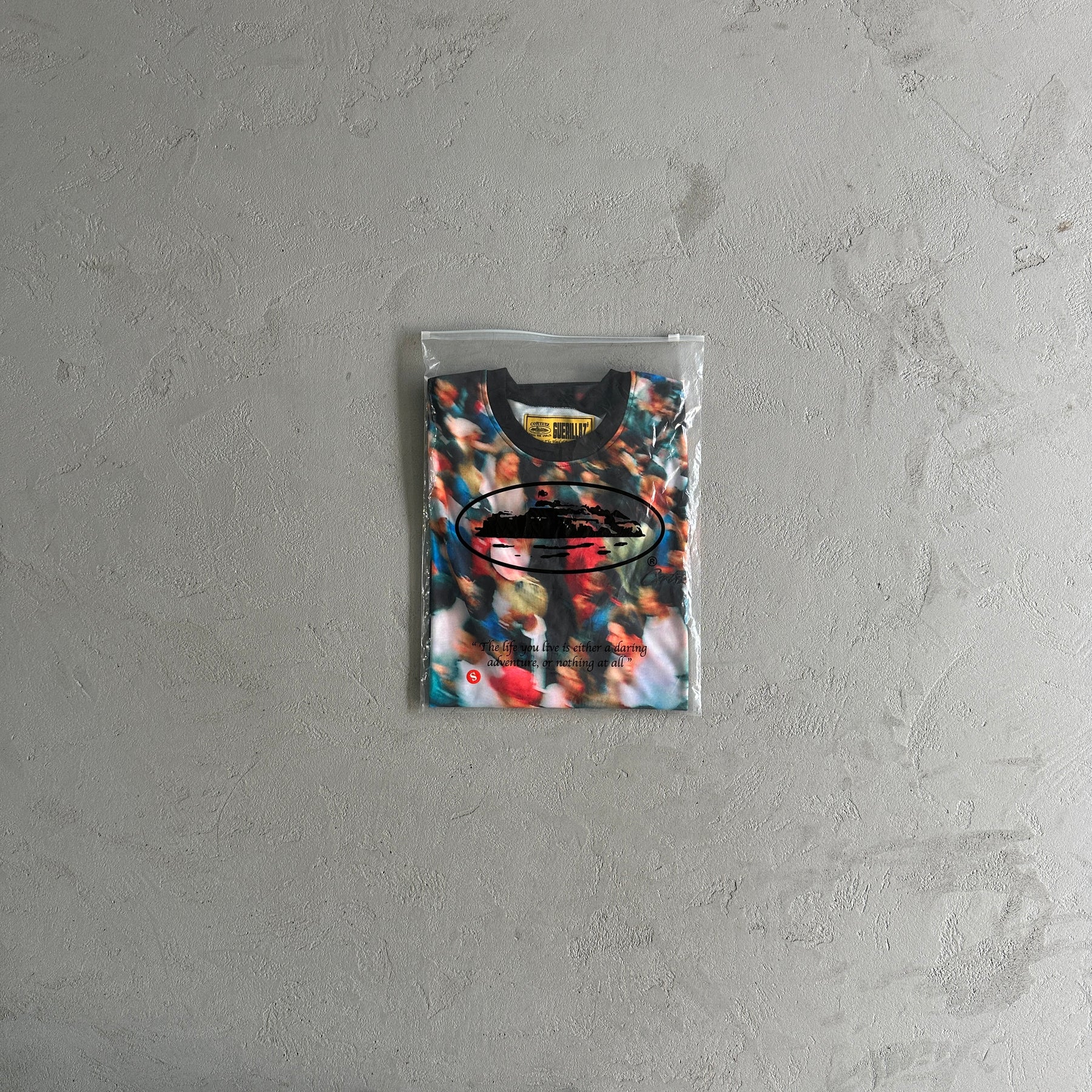 Camisa Corteiz “Crowd Printed”