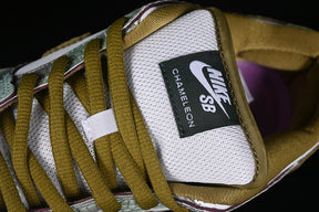 Dunk x Alexis Sablone “White and Pacific Moss”