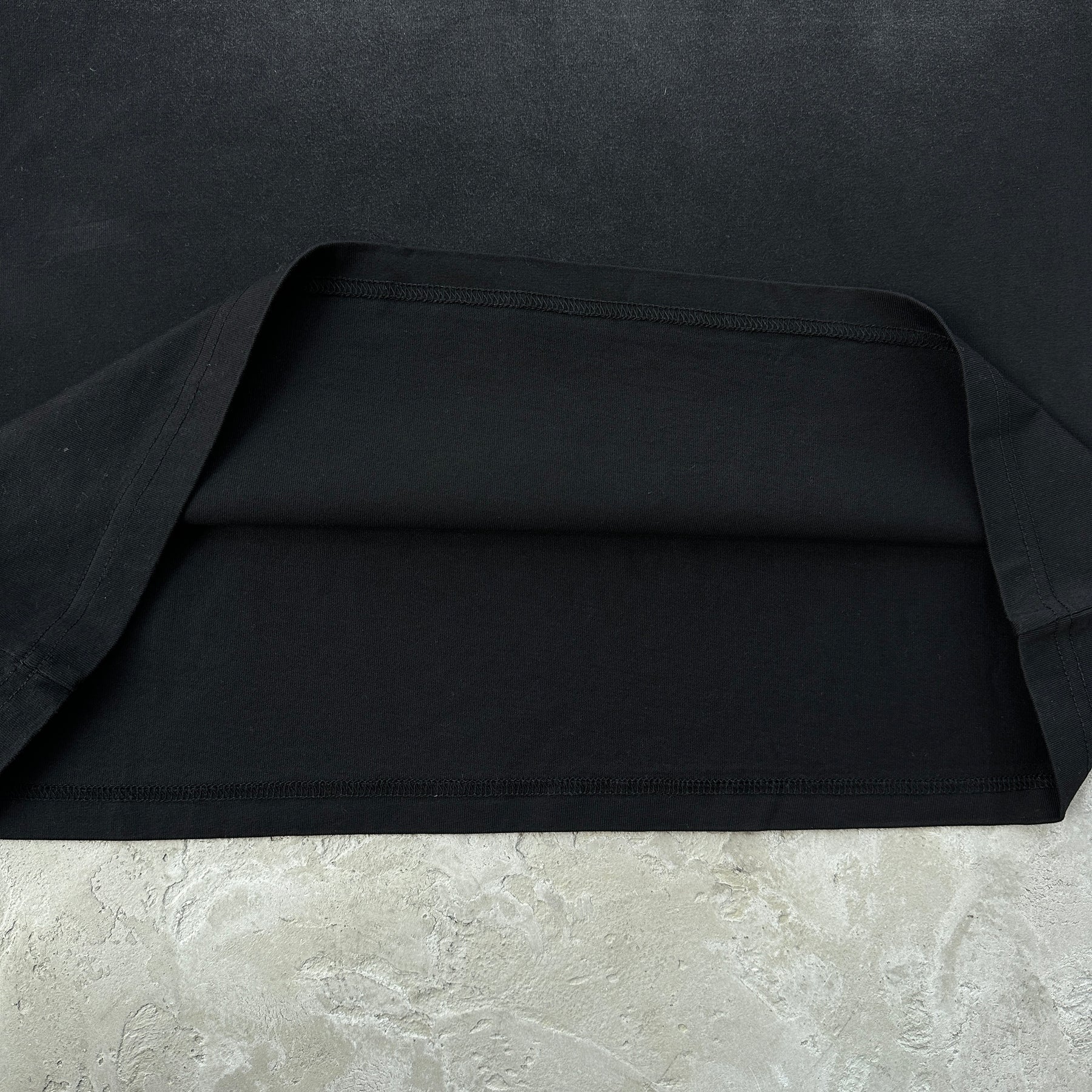 Camisa Mertra Manga longa “Fake Two-Piece” ( Preto )