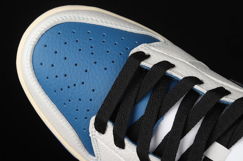 Dunk “Royal Blue”