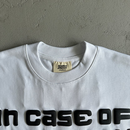 Camisa Broken Planet “in case emergency”