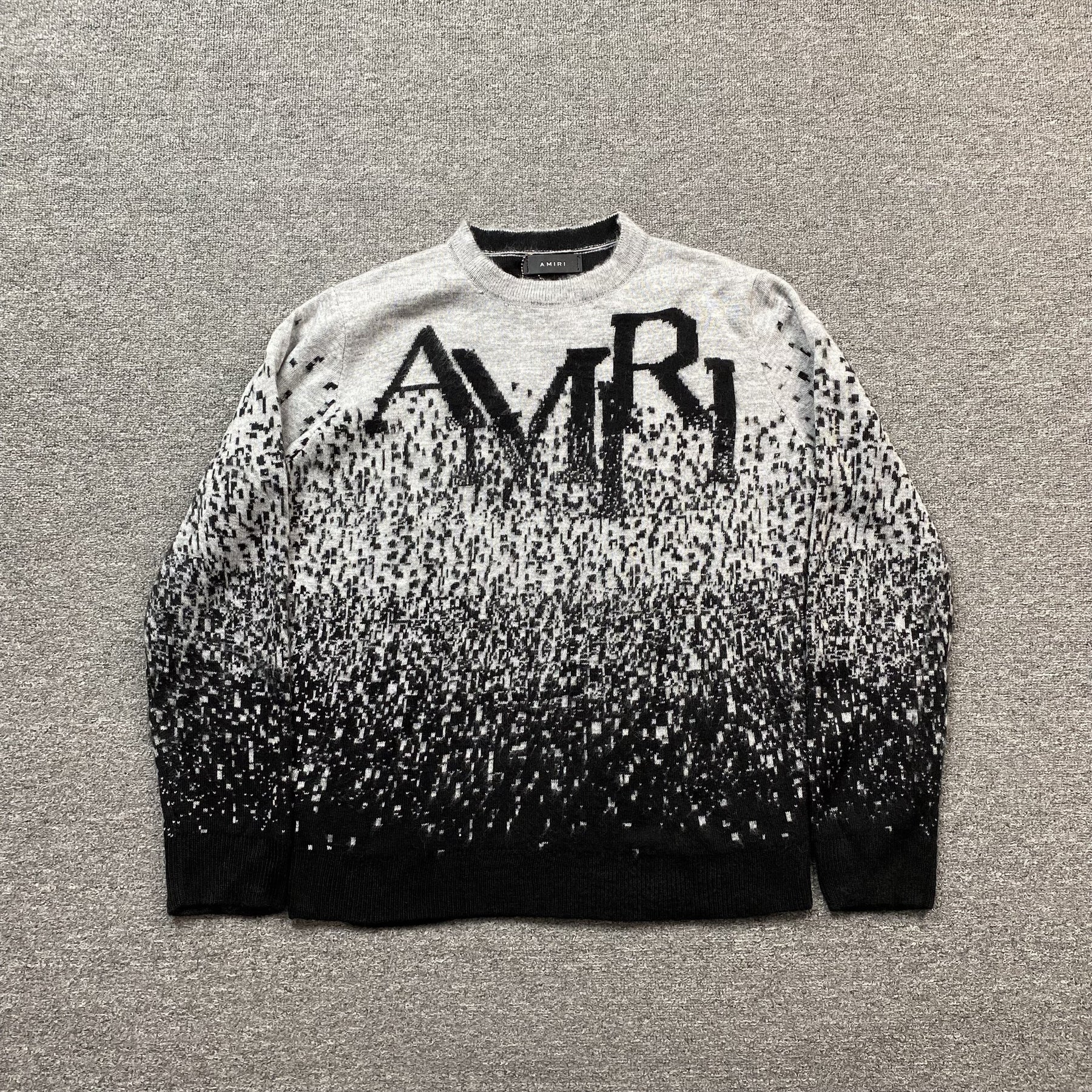 Sueter Amiri “Staggered Gradiant Crewneck”