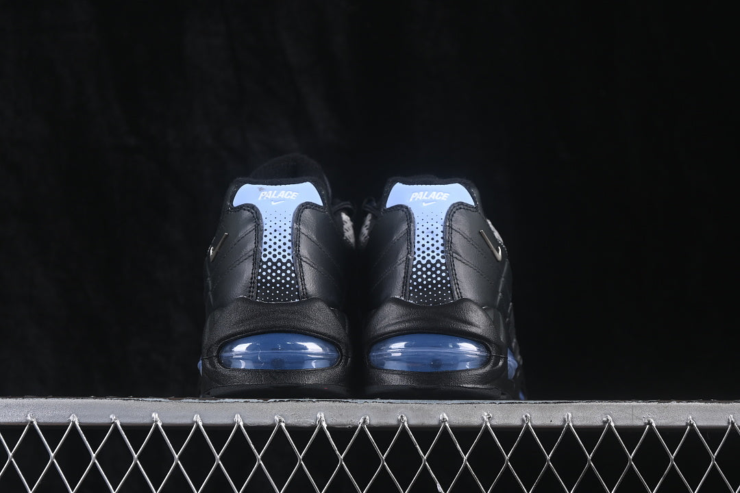 Air max 95 x Palace “Metallic Silver Aluminum”