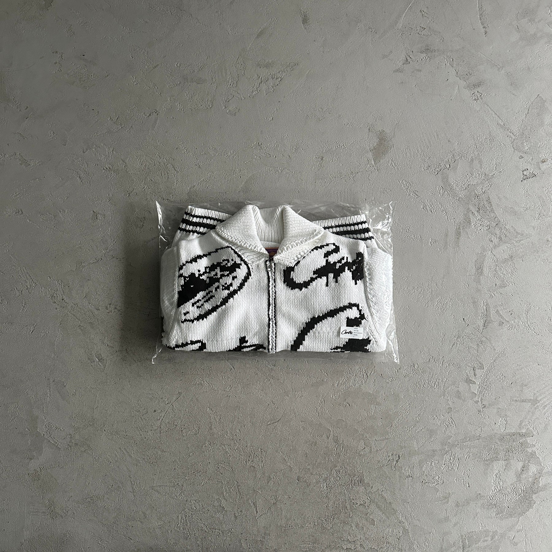 Jaqueta Corteiz “Heavy Knit” ( Branca Com Preto )