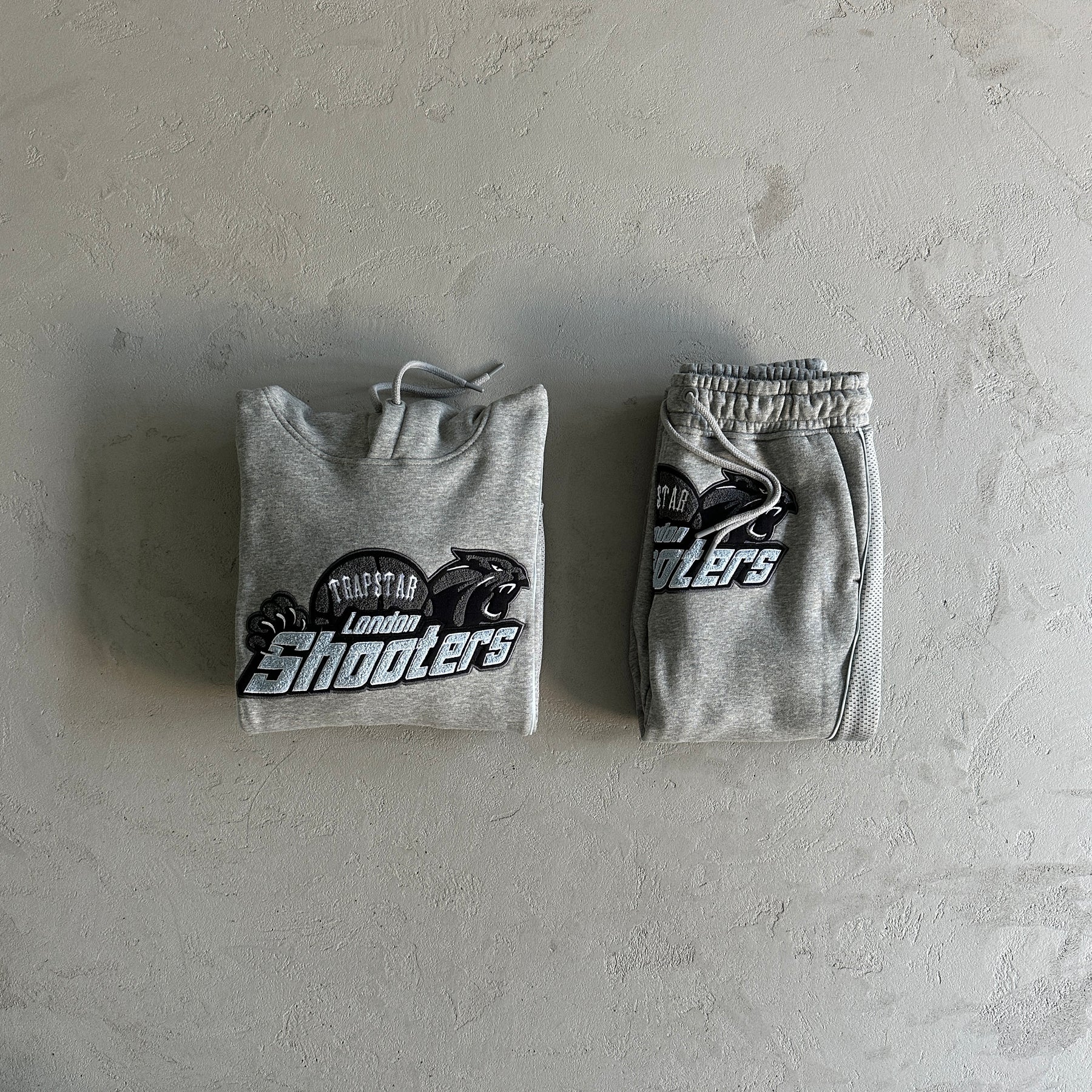 Conjunto Trapstar “Shooters Technical” ( Cinza )