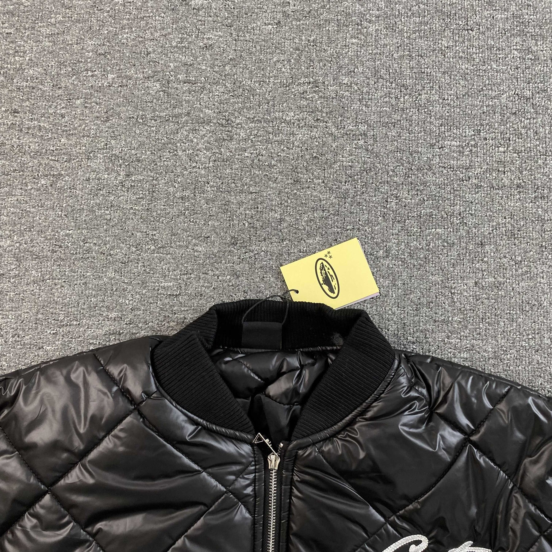Jaqueta Corteiz “Reversible Bomber” ( Preta )
