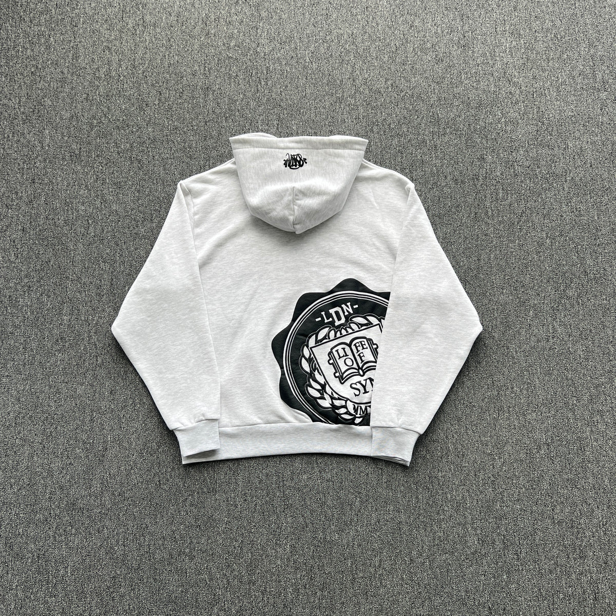 Conjunto Syna World “Crest Oth“ ( Branco e Preto)