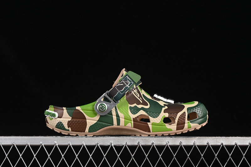 BAPE X Crocs ( Verde )