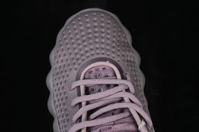Nike mind 002 “Metallic Cool Grey”