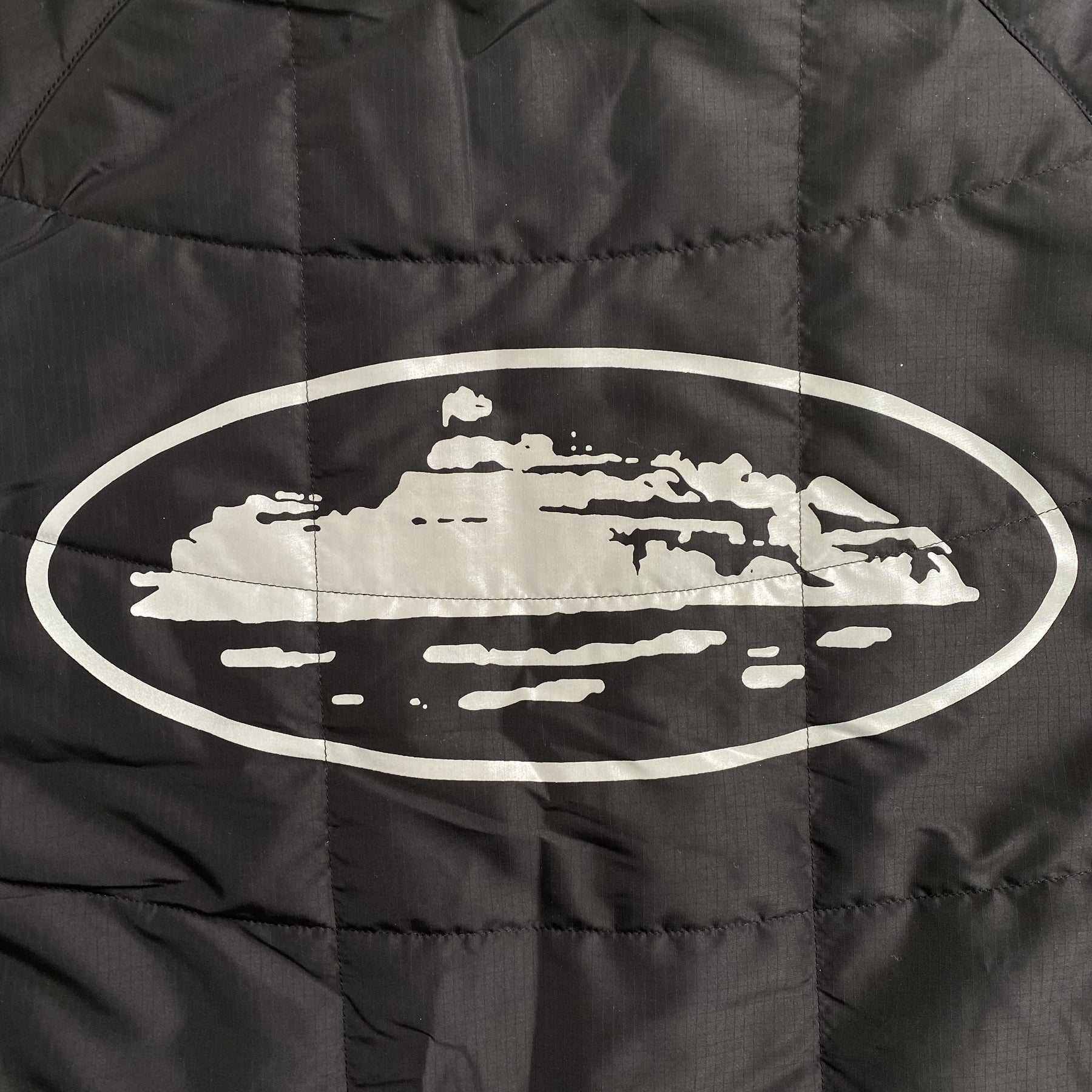 Jaqueta Corteiz “Bellic Insulated” ( Preta )