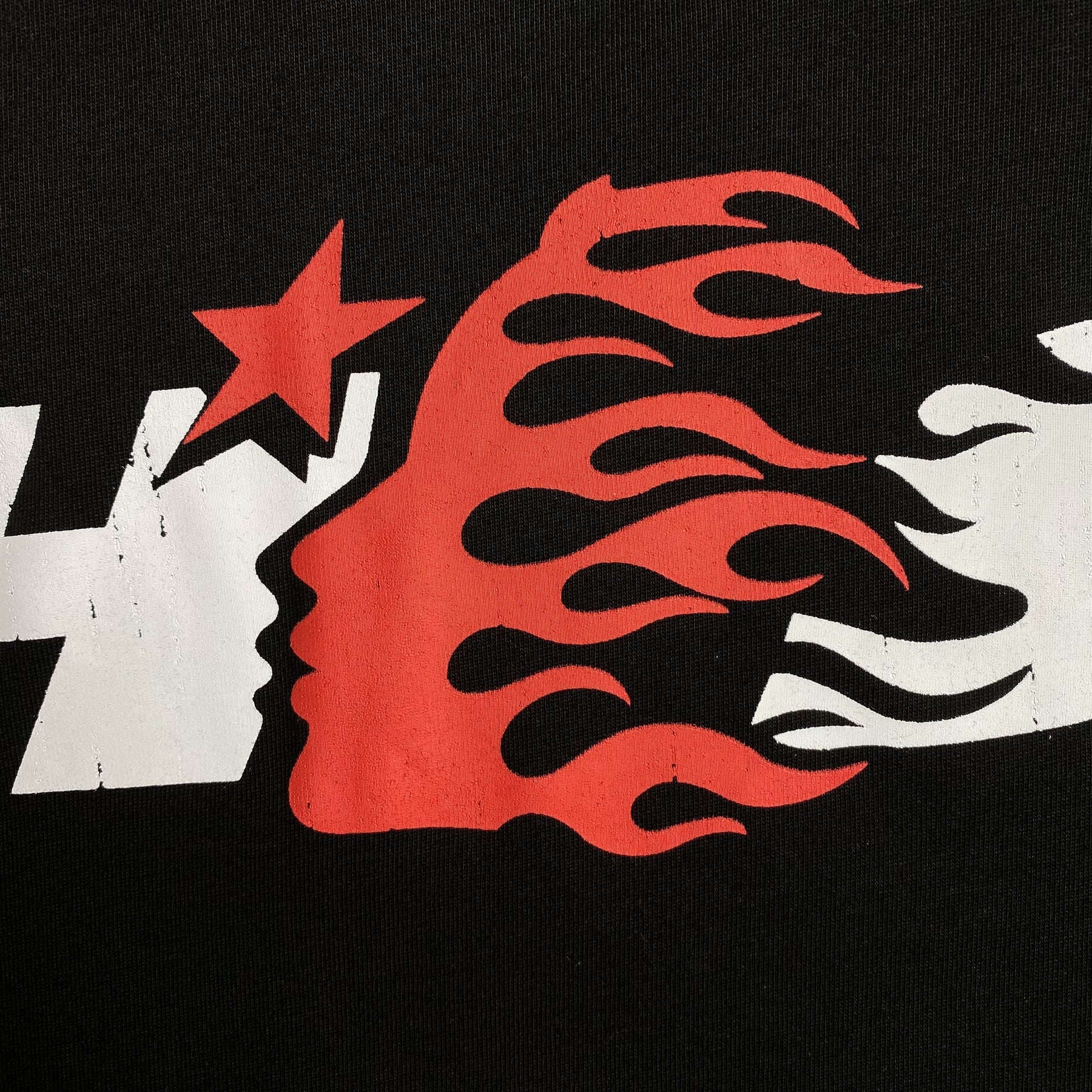 Camisa Hellstar “Huntington Park” ( Preta e Vermelha )