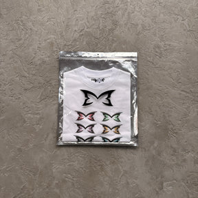 Camisa Mertra “Stacked Logo” ( Branco )