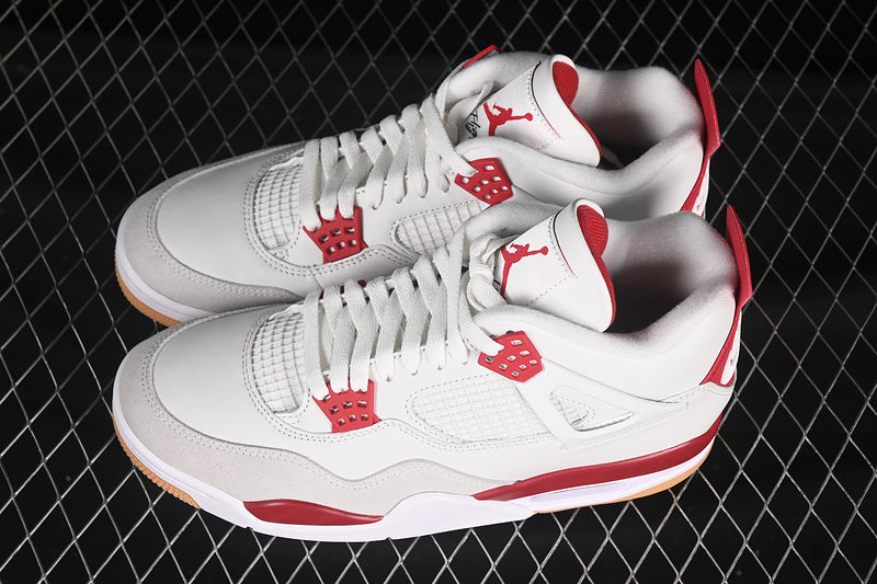 Air jordan 4 “Varsity Red”