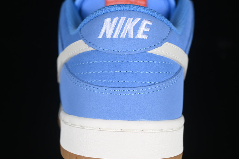 Dunk “University Blue Gum”