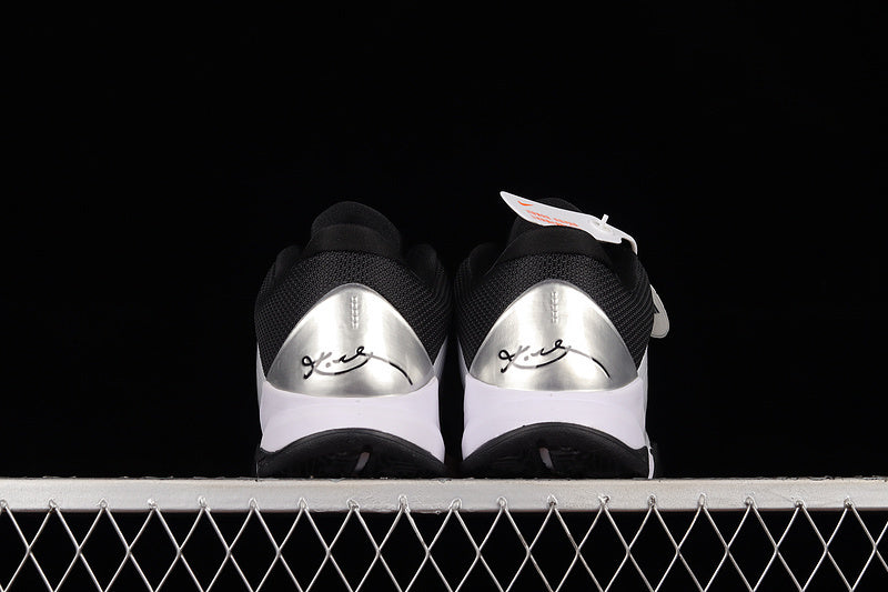 Nike Kobe 5 “Metallic Silver”