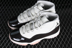 Air Jordan 11  “Neapolitan”