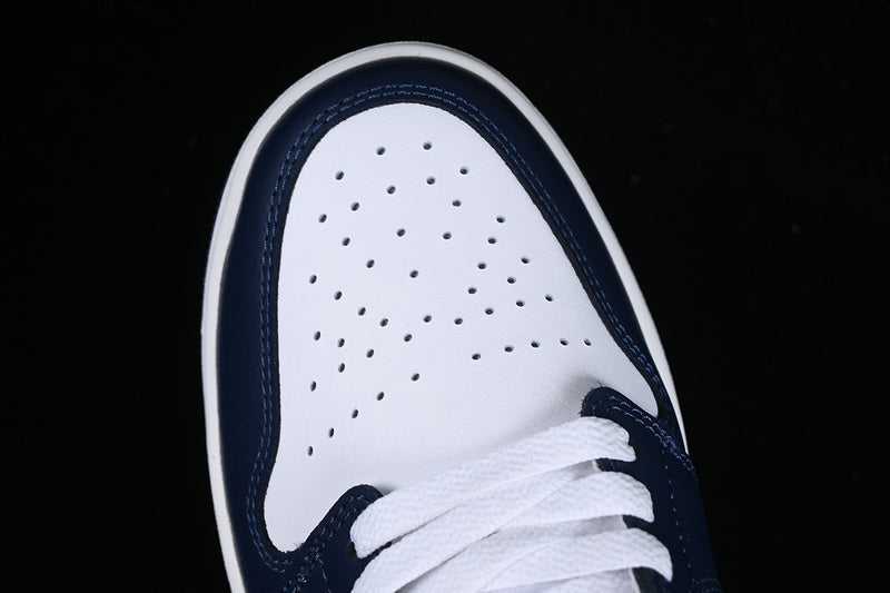 Air Jordan 1 Low “Midnight Navy”