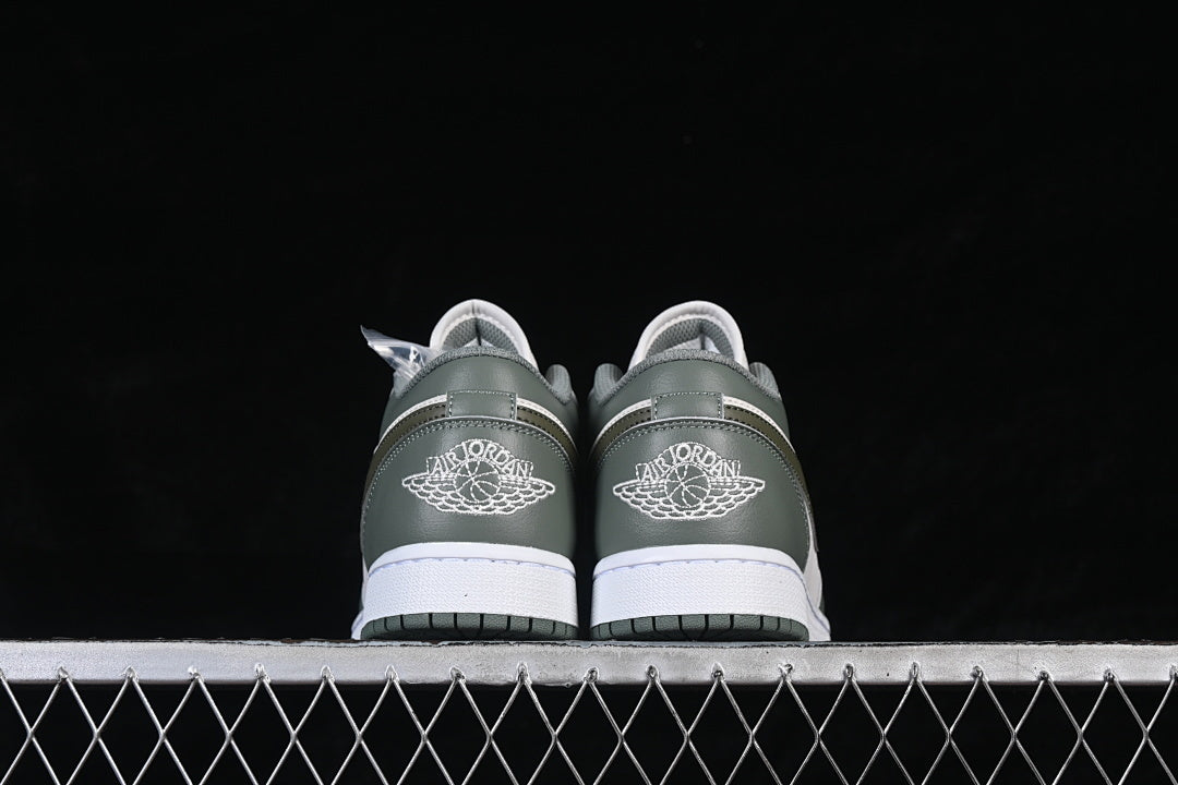 Air Jordan 1 Low "Military Green"