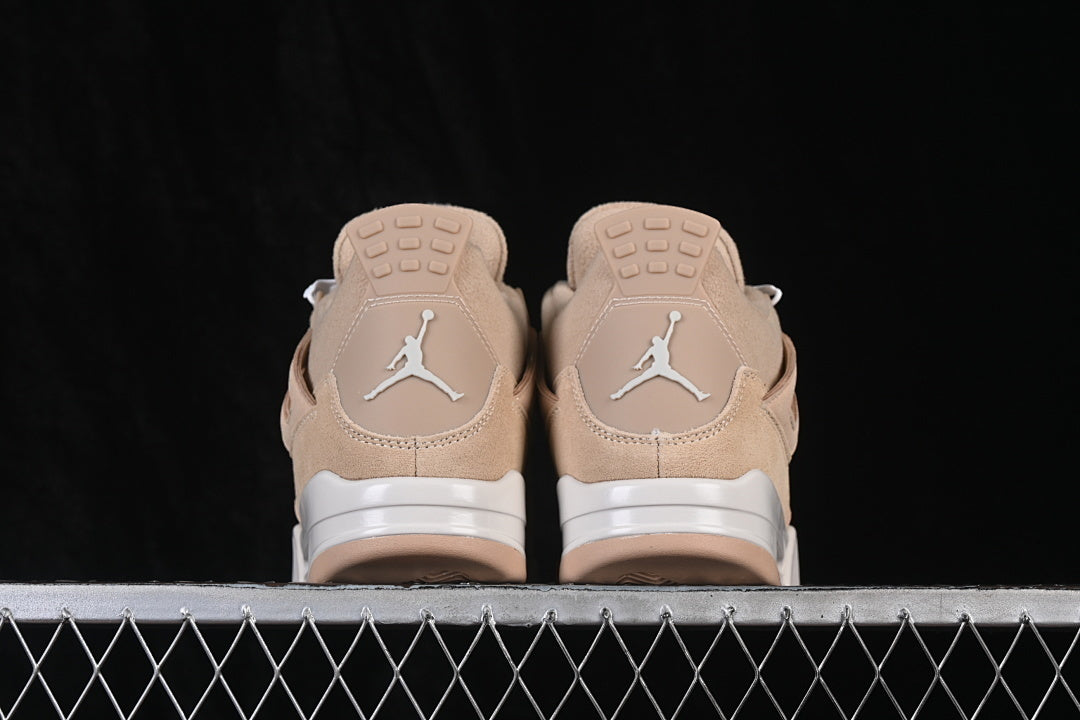 Air jordan 4 “Cozy Girl”