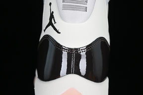 Air Jordan 11  “Neapolitan”