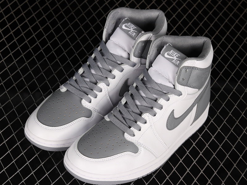 Air Jordan 1 High “Og Stealth”