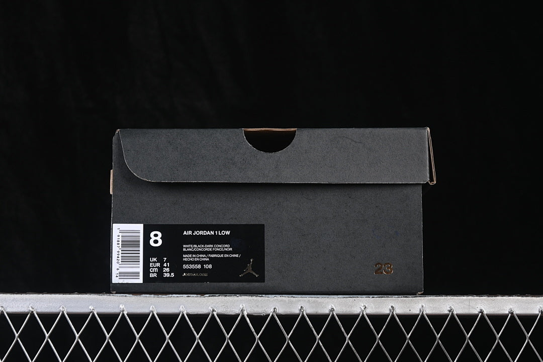 Air Jordan 1 Low "Concord”