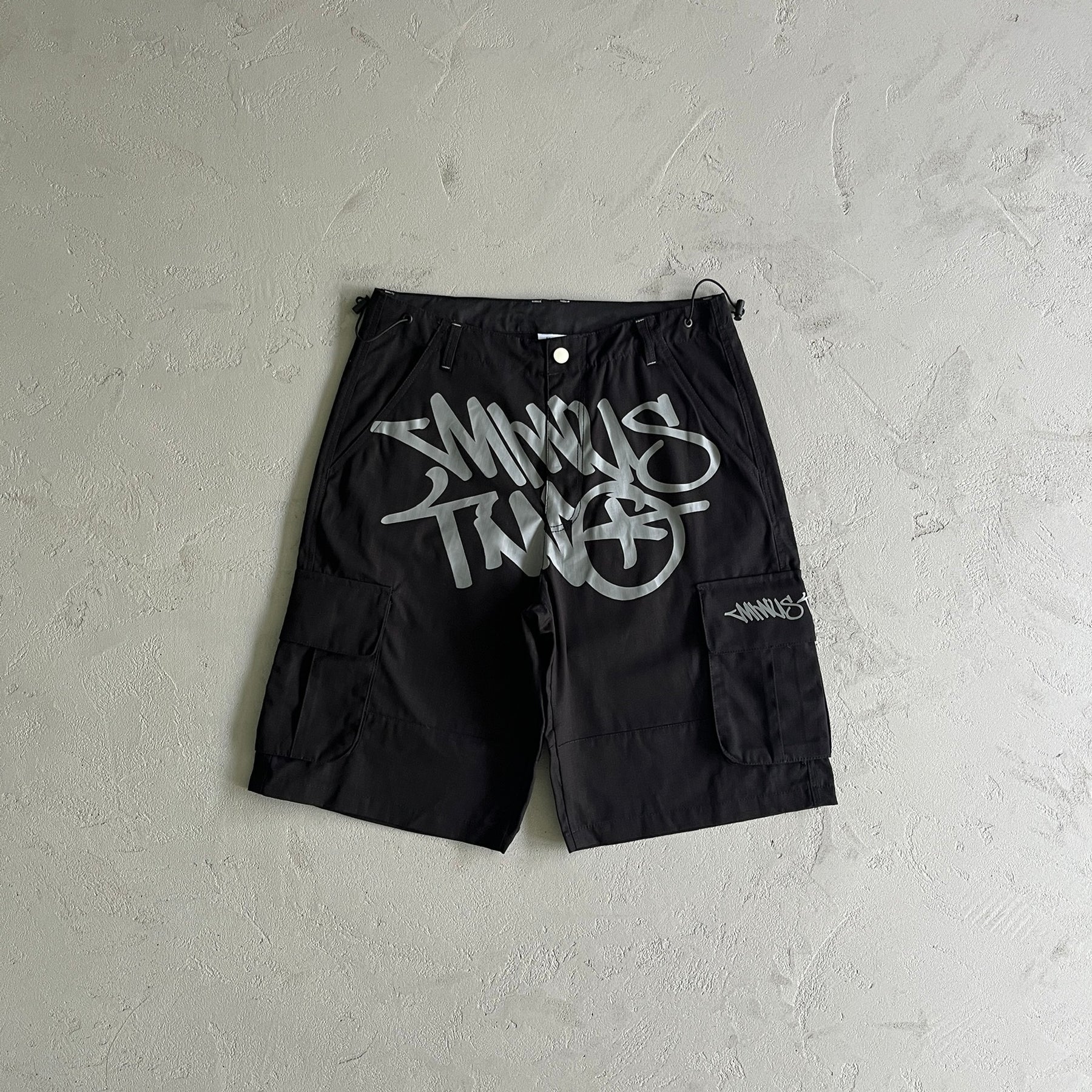 Shorts Cargo MNUS TWO “Graff” ( Preto )