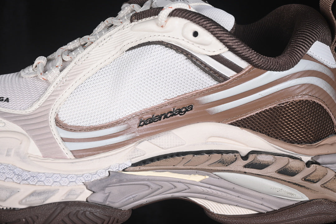 Balenciaga ”Brown Beige”