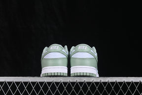 Dunk “Olive Aura”