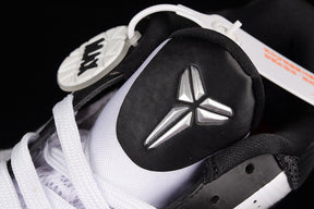 Nike Kobe 5 “Metallic Silver”