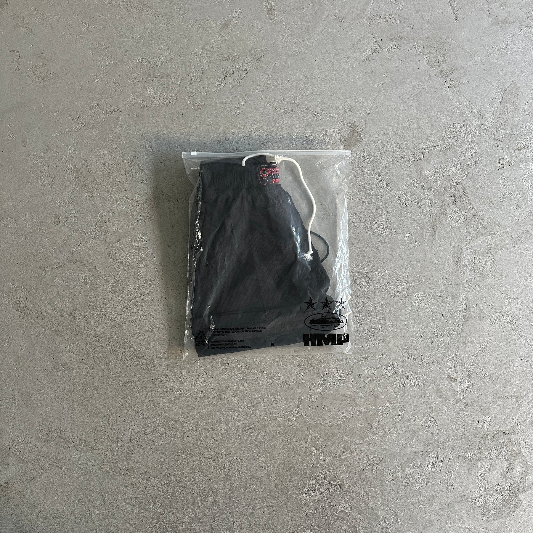 Conjunto Corteiz “HMP Mesh Panei”