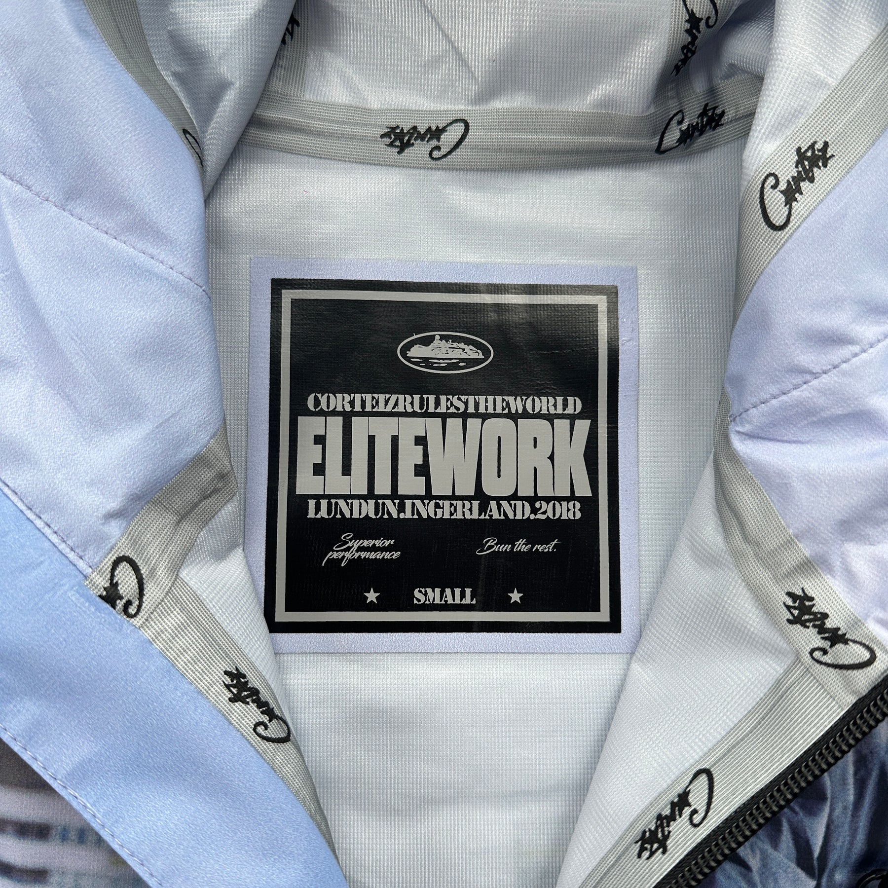 Jaqueta Corteiz “Endz Shell”