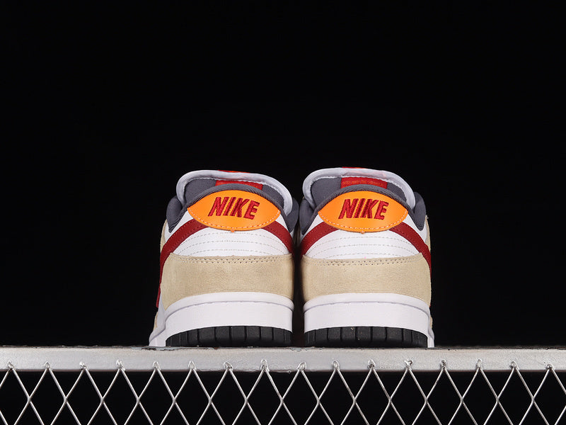 Dunk “Varsity Crimson”
