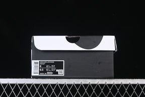 Dunk “Panda Cave Stone”