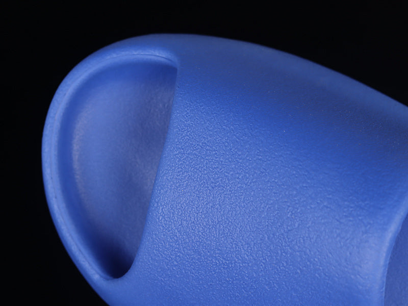 Yeezy Slide “Azure Blue”