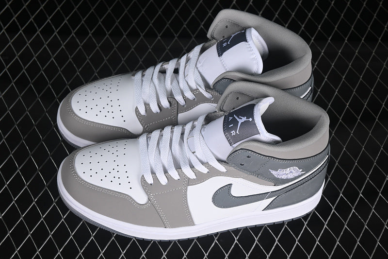 Air Jordan 1 High “Cool Grey”