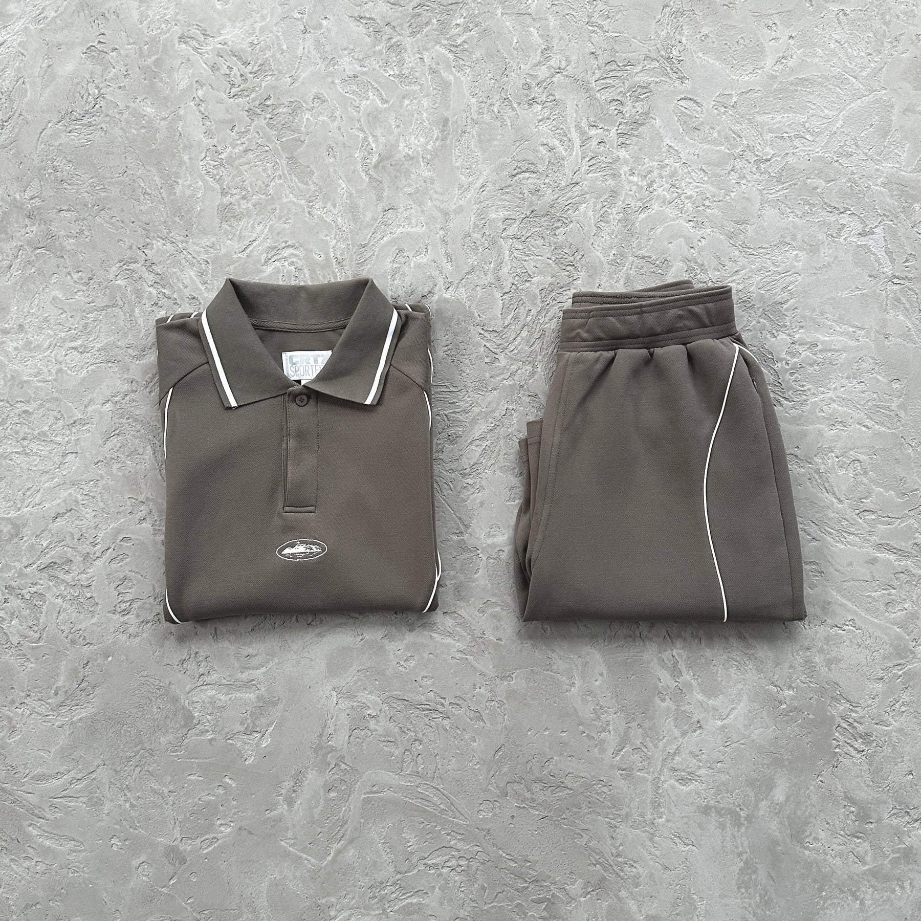 Conjunto Corteiz “Island Pique Polo Set” ( Cinza )