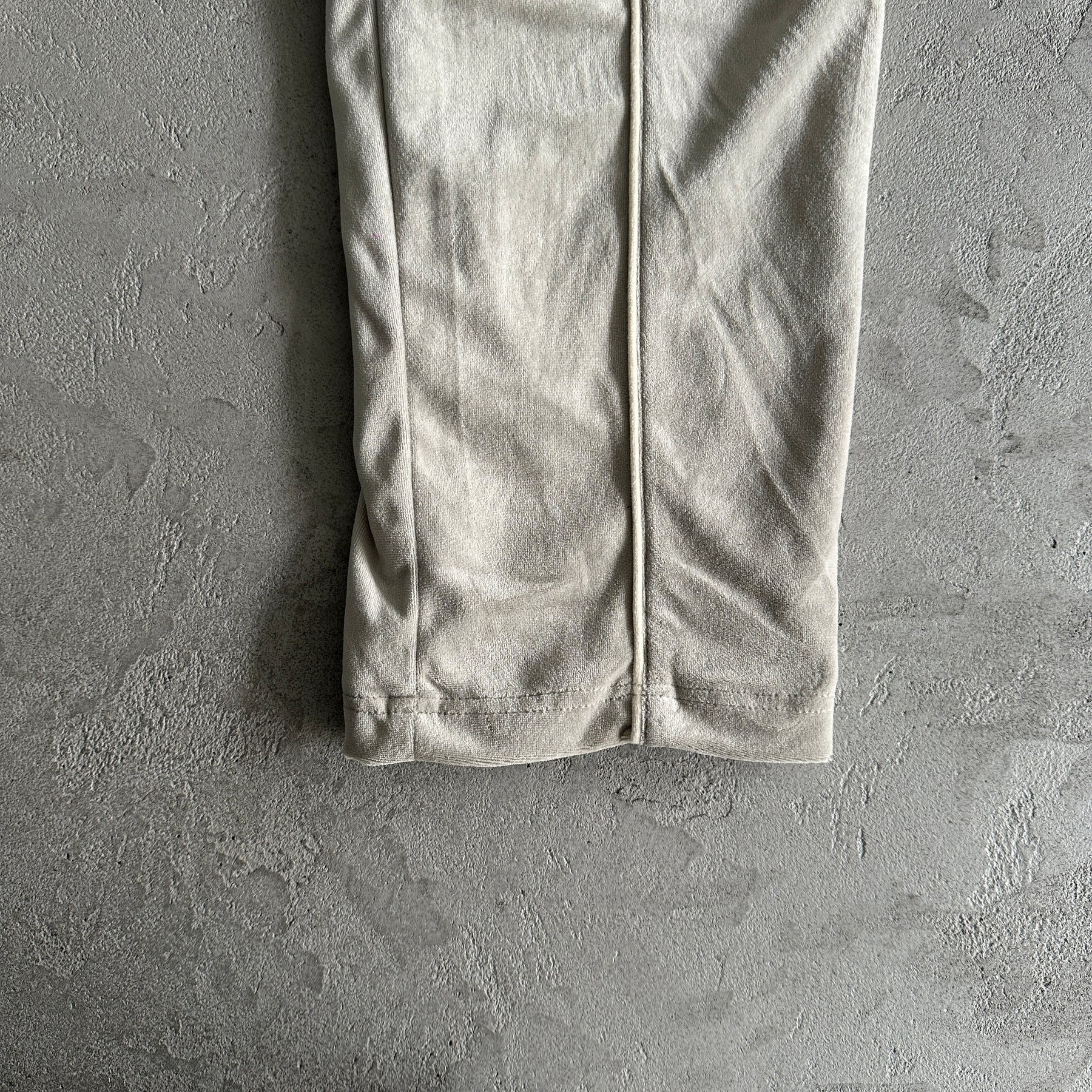 Conjunto Corteiz Velour Amg ( Cinza )