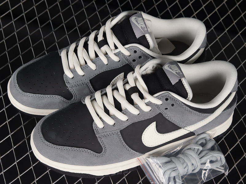 Dunk “Black Stealth”