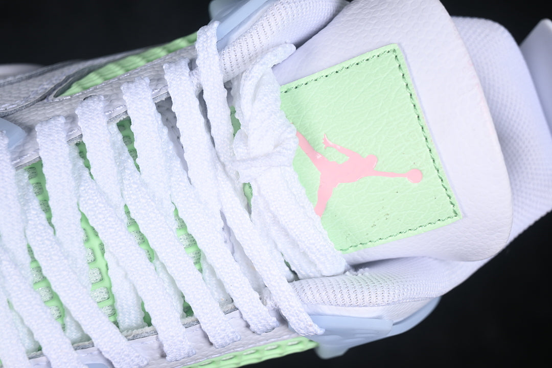 Air jordan 4 “Valentine's Day”