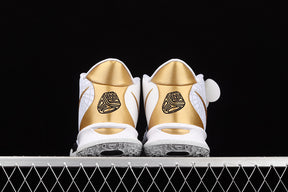 Nike Kyrie 7 “Metallic Gold”