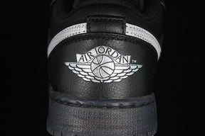 Air Jordan 1 Low “Black White Dark Smoke Grey”
