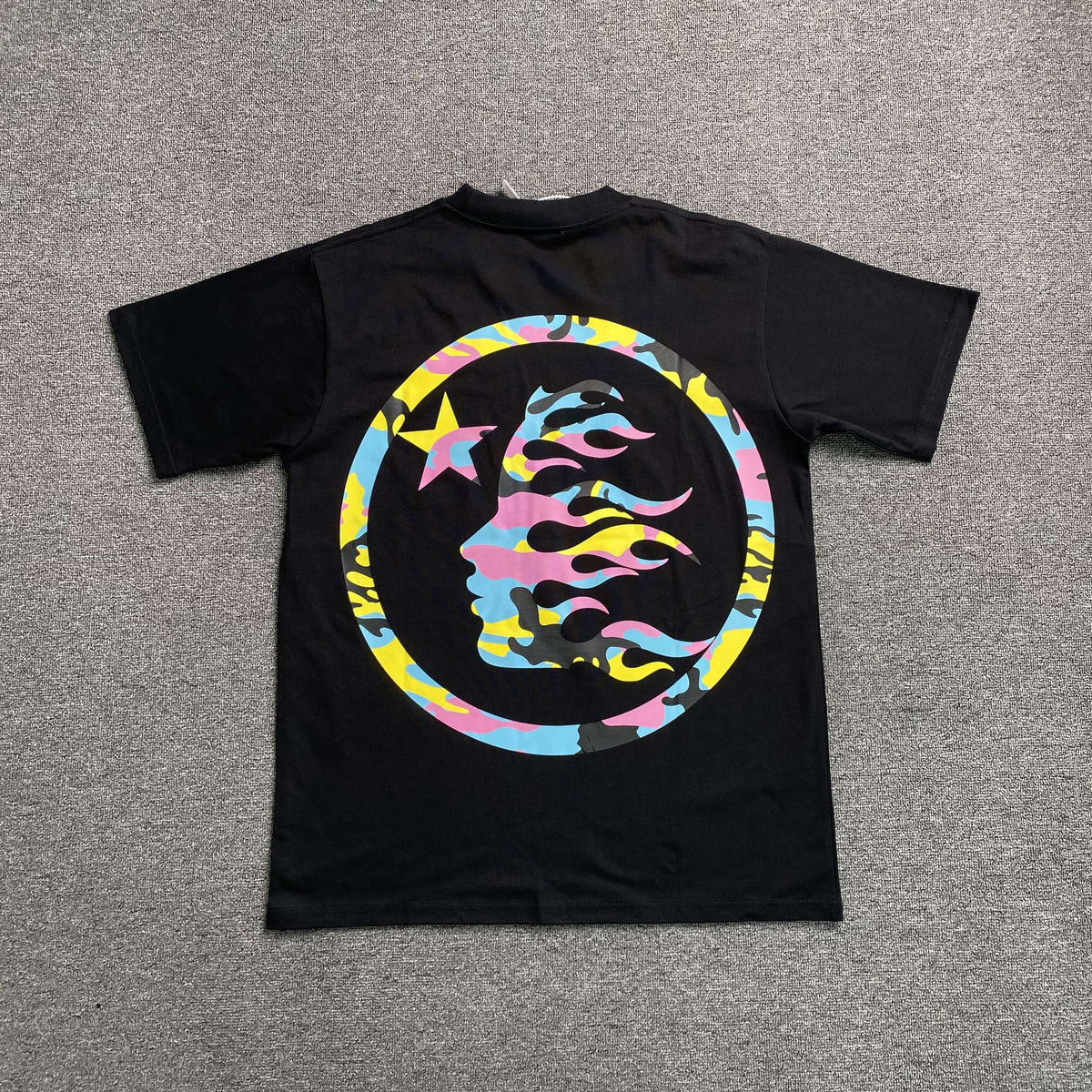Camisa Hellstar “Camo Pink”