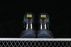Air Jordan 11  ”Unc”