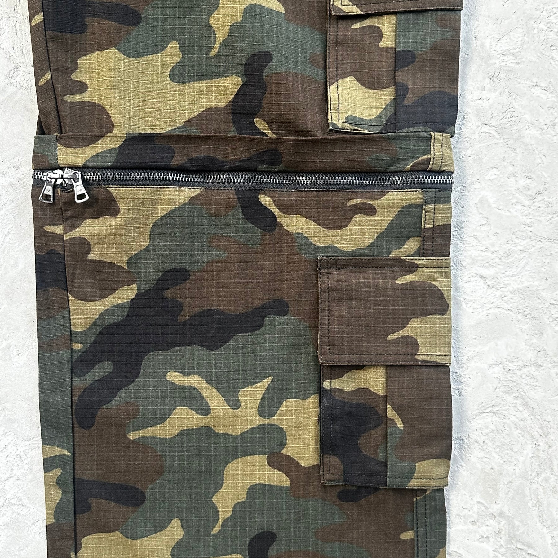 Calça Broken Planet “Camo Cargo Pants” ( Shorts e Calça )