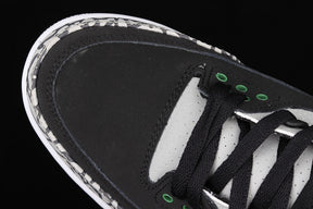 Air Jordan 3 "Pine Green"