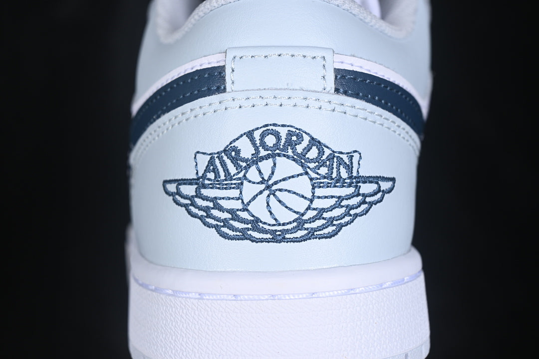 Air Jordan 1 Low “Aura Squadron Blue”