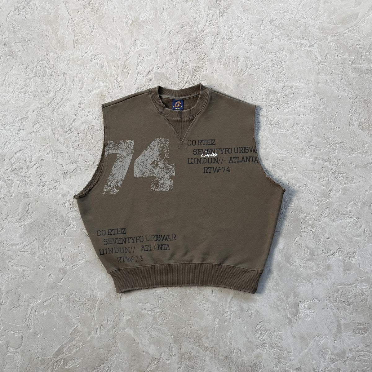 Conjunto Corteiz “74 & Cor Urban”