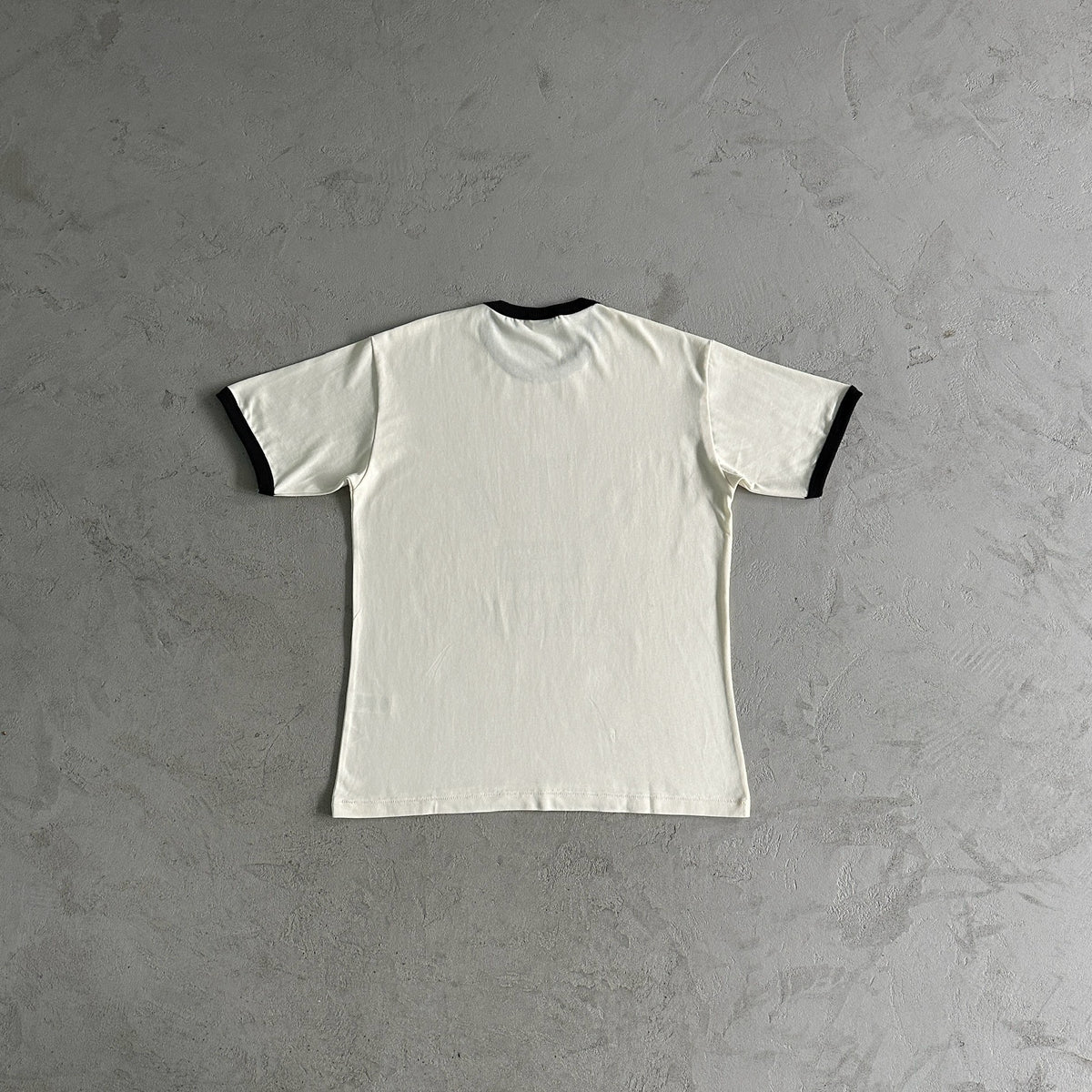 Camisa Corteiz “Rtw 18-23 Lundun”